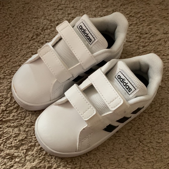 Toddler Sneakers - Picture 2 of 6